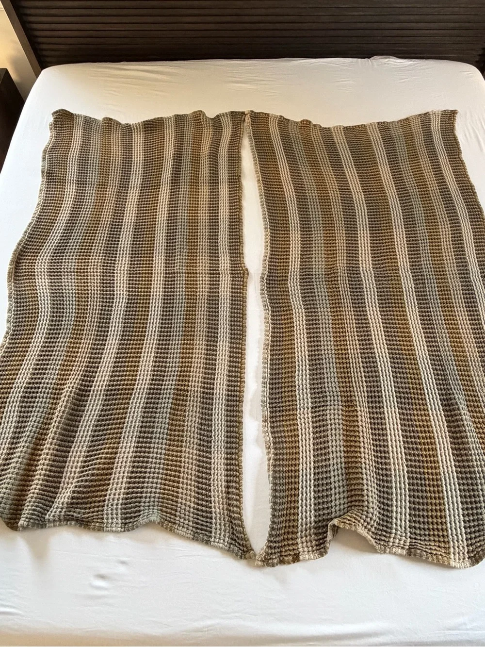 Parachute organic plaid